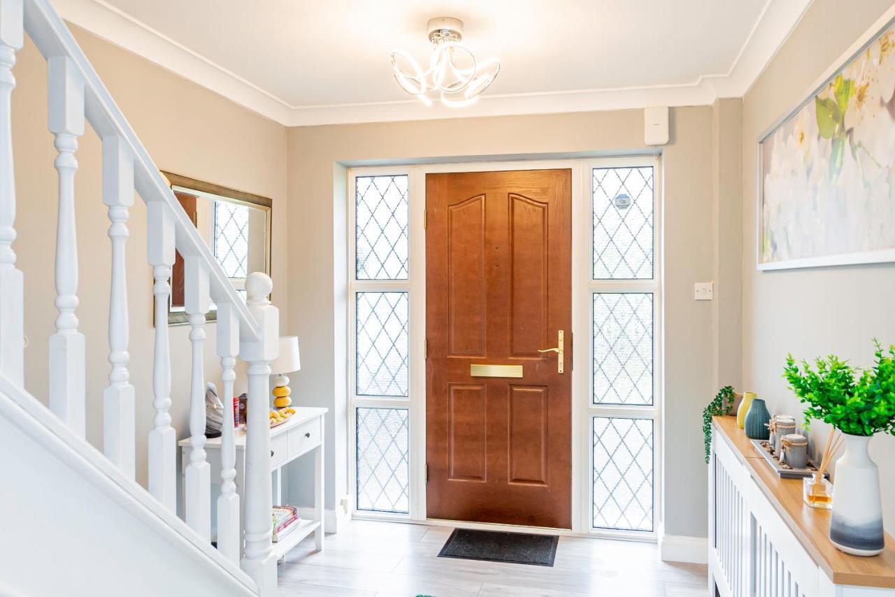 Stunning Place, Close To Windsor & Heathrow & Private Parking Burnham  Εξωτερικό φωτογραφία